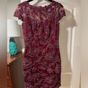 Tadashi Shoji Embroidered Lace Sheath Cocktail Dress - Sz 12